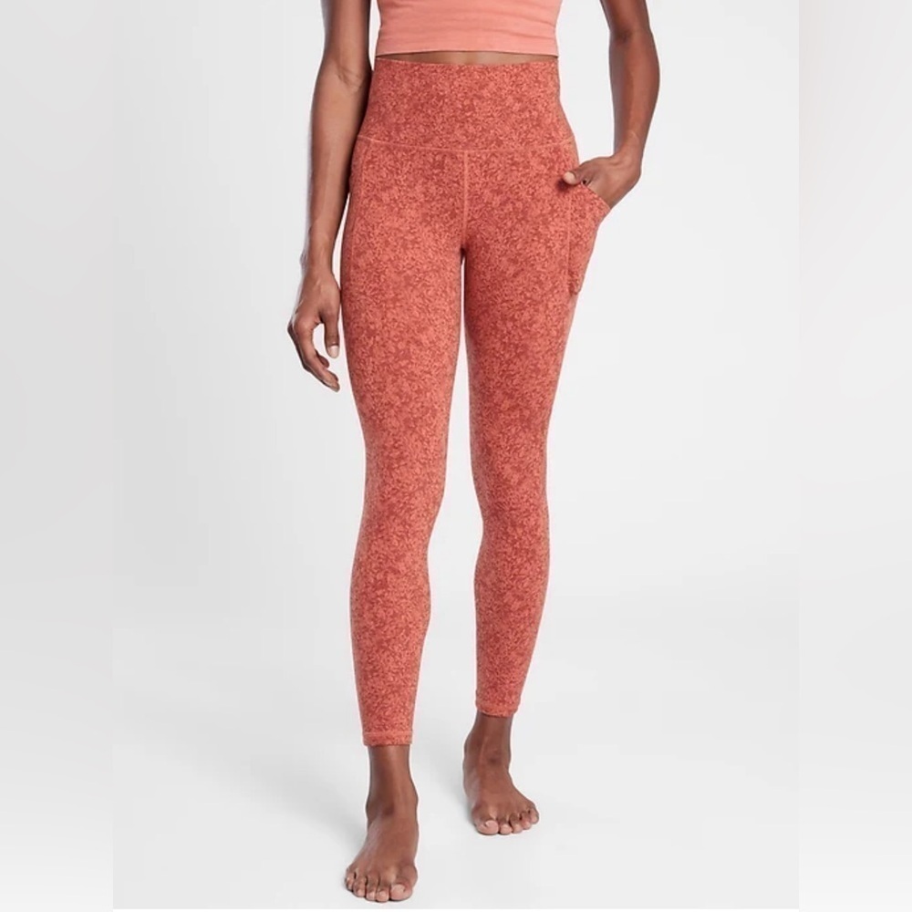 Athleta Ultimate Stash Pocket Snake 7/8 Tight, Russet Brown SIZE: Large-Tall